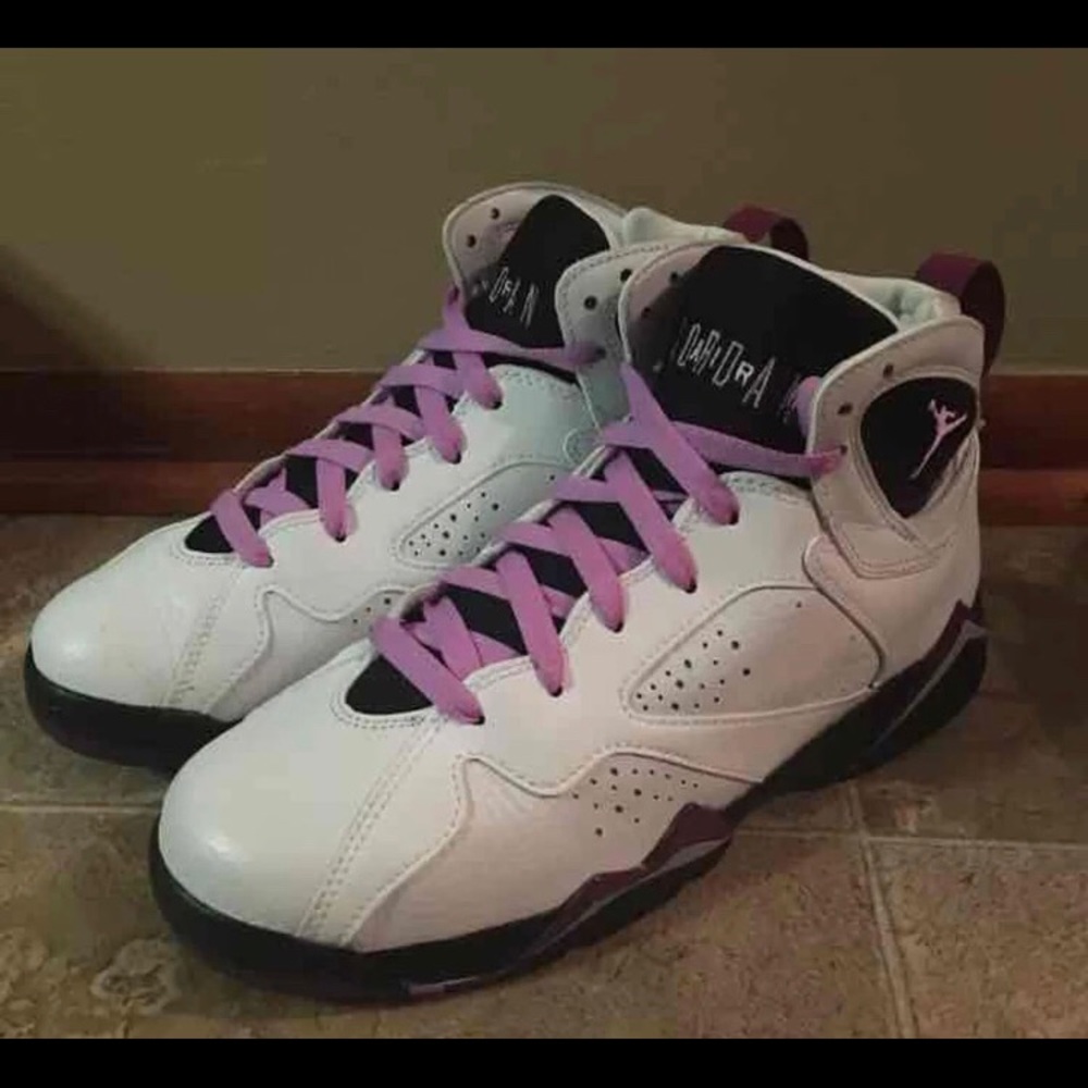 Jordan retro 7 white mulberry